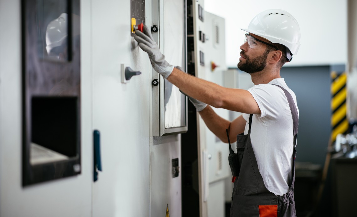 CONHEÇA OS DIFERENTES TIPOS DE BOTÕES INDUSTRIAIS